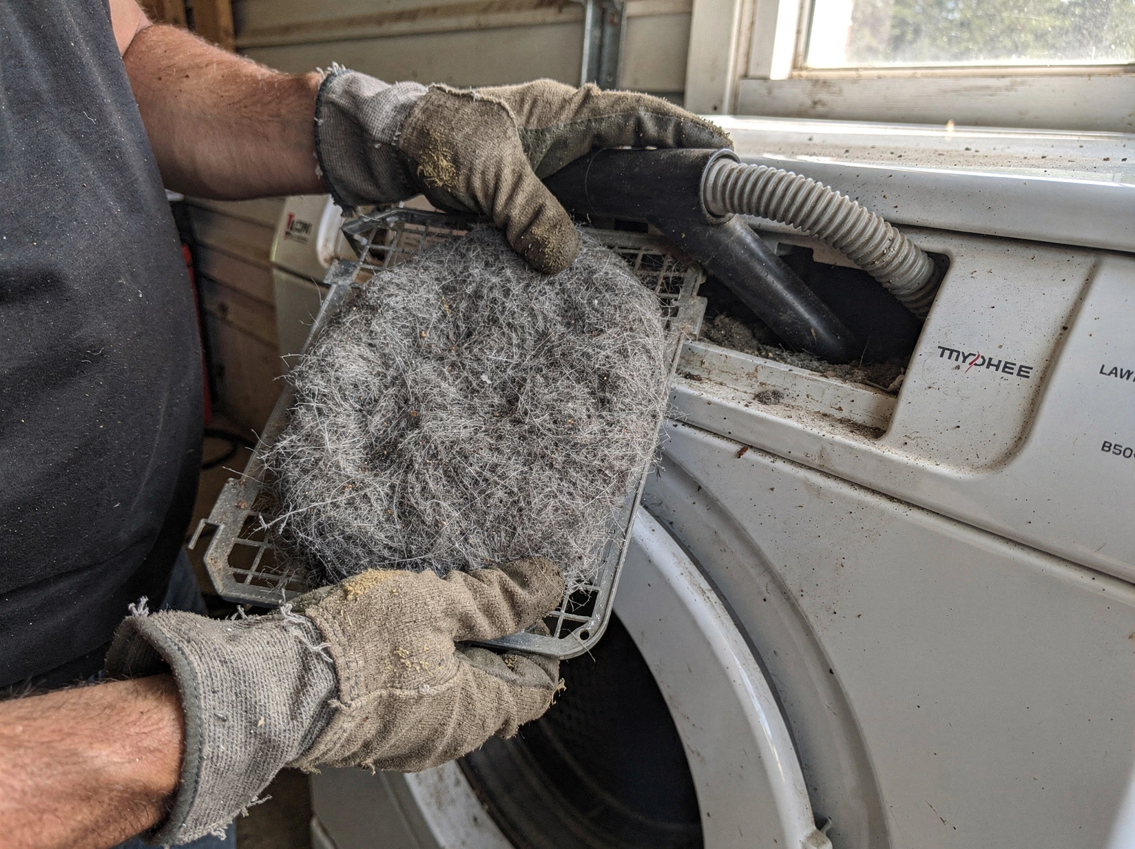 Cleaning Dryer Lint Trap service in Huntington Beach, CA